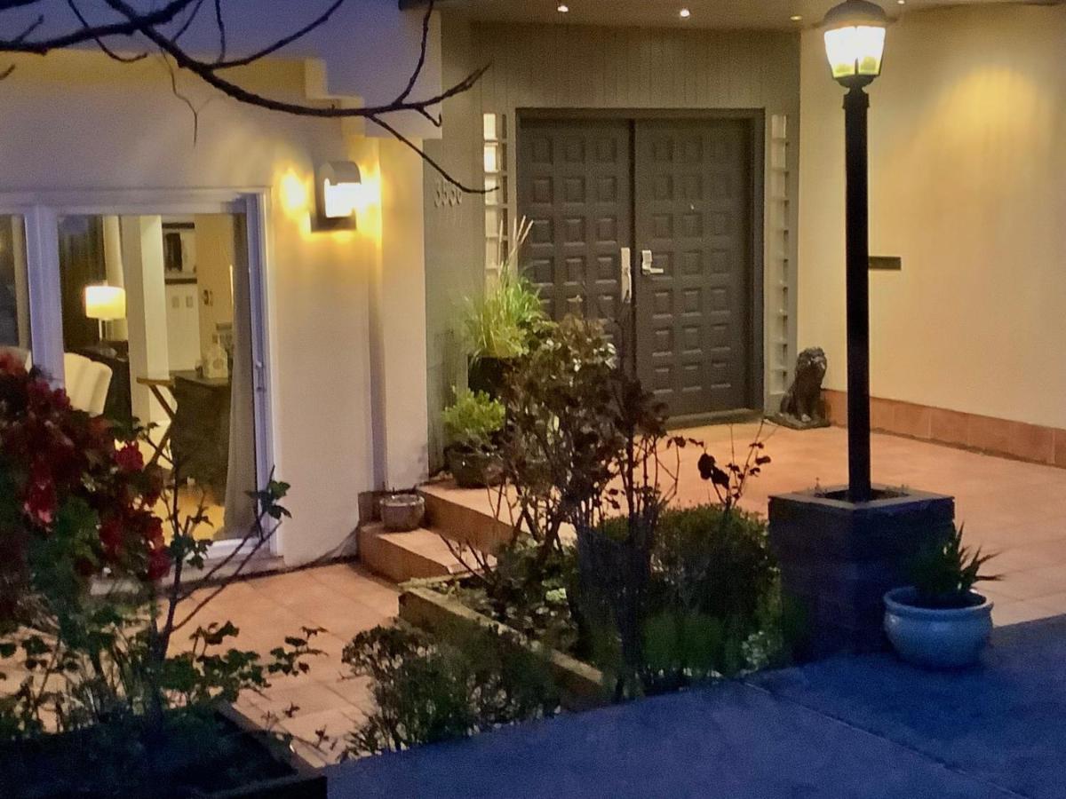 Suite Smart Vancouver Exterior foto